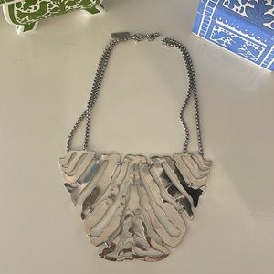Rare silver Kendra Scott necklace
